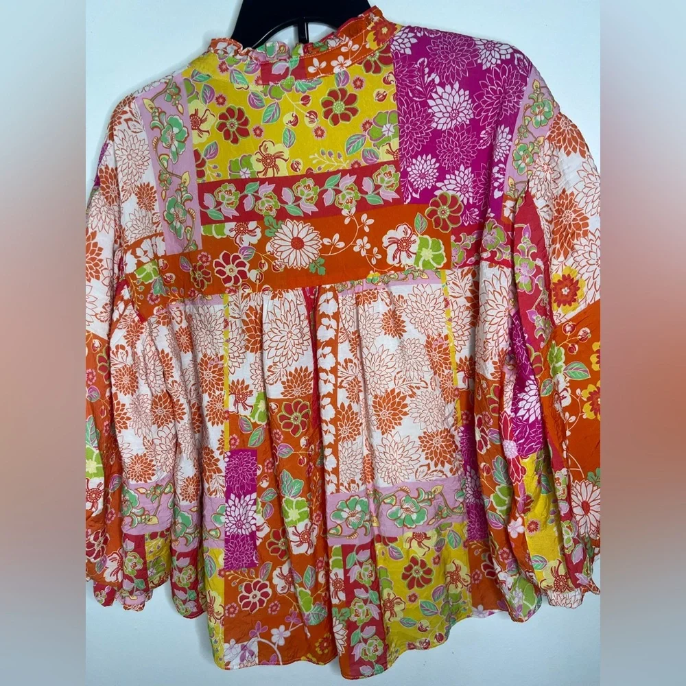 Fate Colorful Floral Blouse size medium - Picture 9 of 16